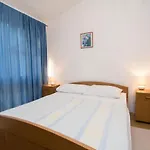 アパート Apartments More *