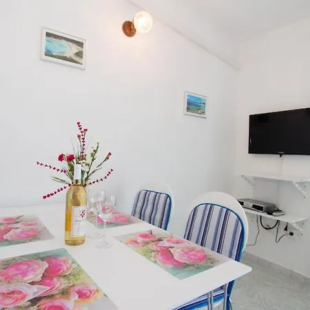 公寓 Apartments More 特罗吉尔