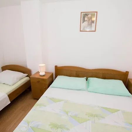公寓 Apartments More 特罗吉尔
