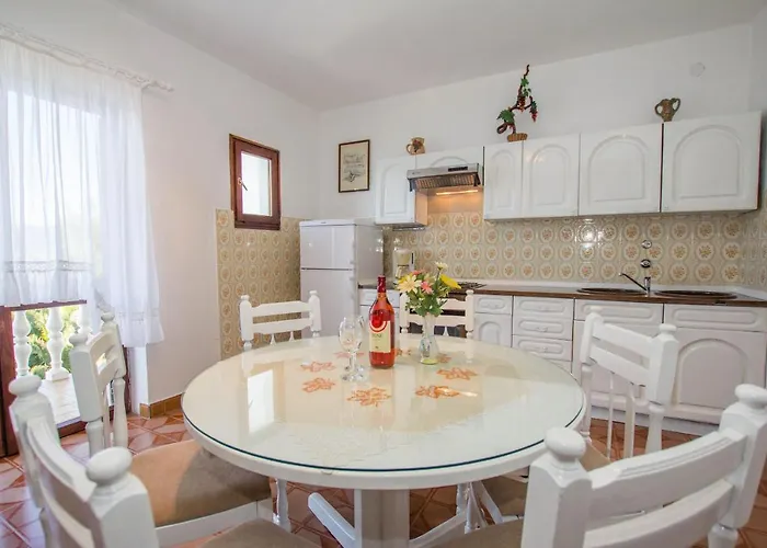 Apartments More Daire Trogir